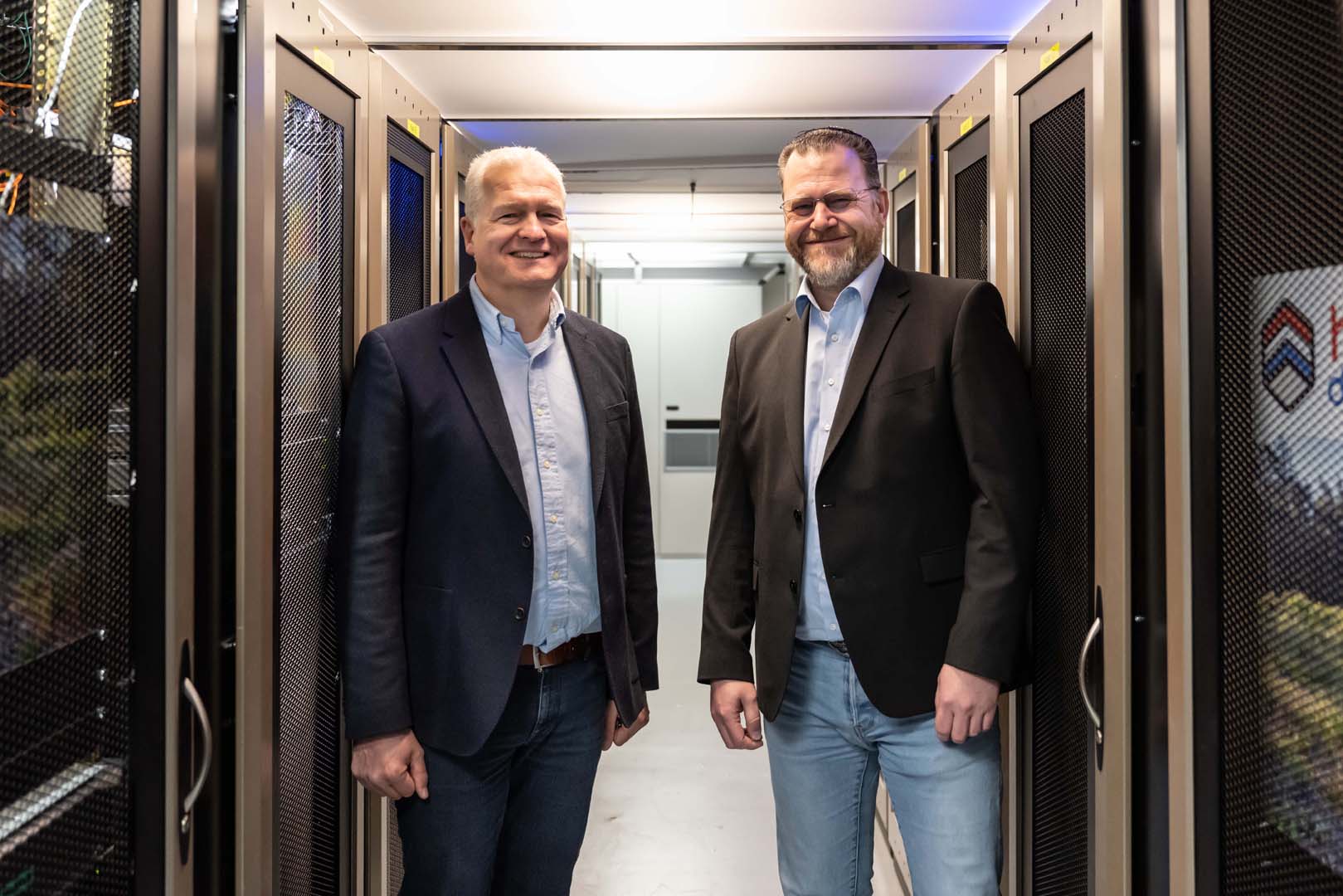 Serverracks in de bunker van Holland Datacenters in Kloetinge
